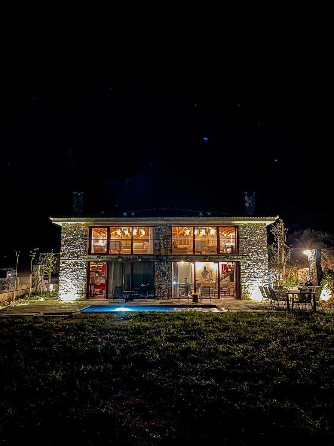 Modern Stone Villas With Swimming Pool Alivéri Kültér fotó