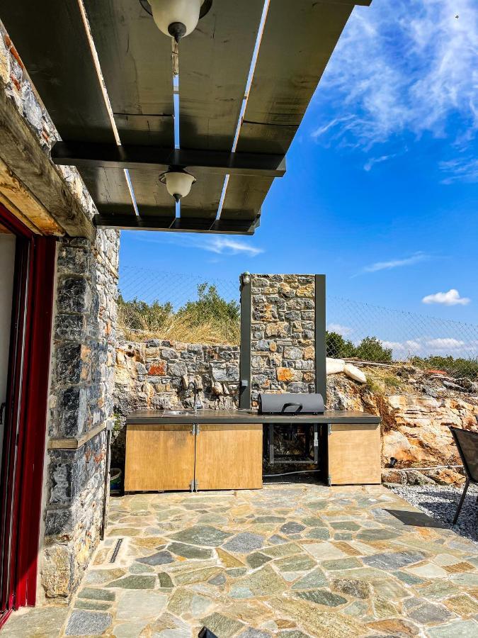 Modern Stone Villas With Swimming Pool Alivéri Kültér fotó