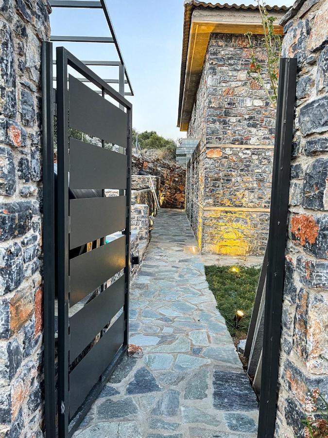 Modern Stone Villas With Swimming Pool Alivéri Kültér fotó