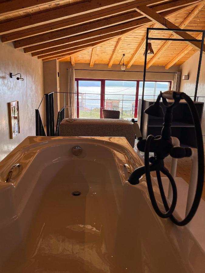 Modern Stone Villas With Swimming Pool Alivéri Kültér fotó